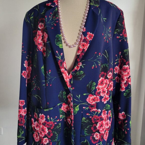 Eloquii Blue Floral Women’s Crepe Blazer (Size:16) - Picture 8 of 16